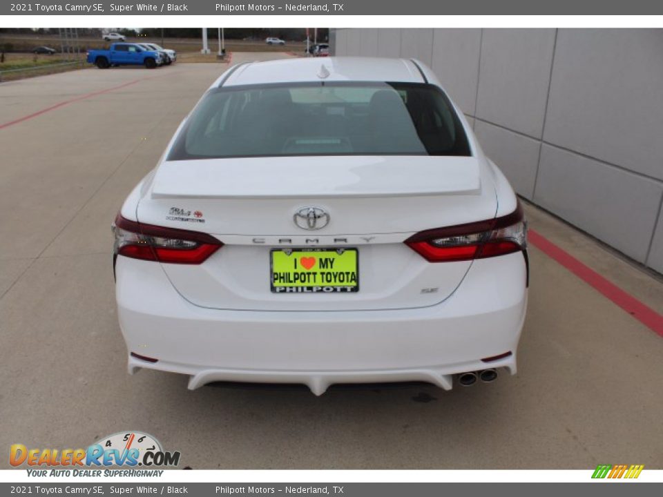 2021 Toyota Camry SE Super White / Black Photo #7