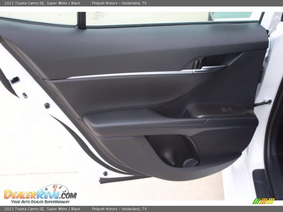 2021 Toyota Camry SE Super White / Black Photo #18