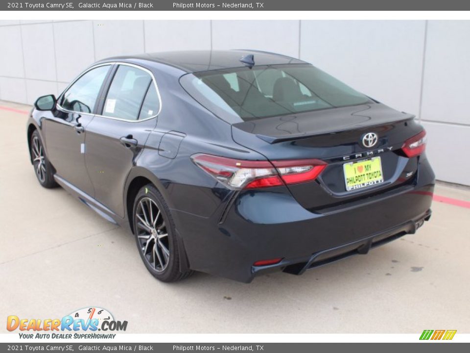2021 Toyota Camry SE Galactic Aqua Mica / Black Photo #6
