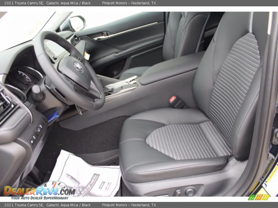 2021 Toyota Camry SE Galactic Aqua Mica / Black Photo #10