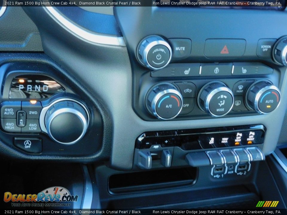 2021 Ram 1500 Big Horn Crew Cab 4x4 Diamond Black Crystal Pearl / Black Photo #18