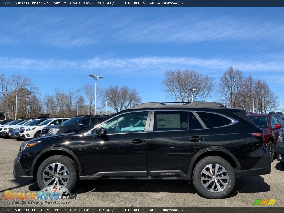 2021 Subaru Outback 2.5i Premium Crystal Black Silica / Gray Photo #4