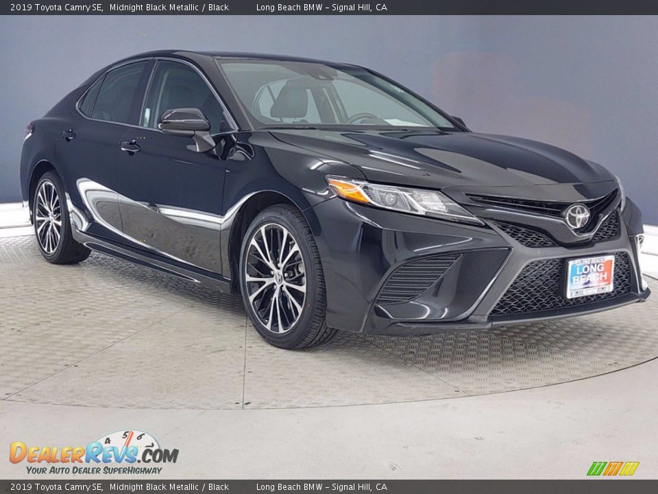 2019 Toyota Camry SE Midnight Black Metallic / Black Photo #2