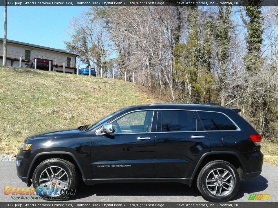 2017 Jeep Grand Cherokee Limited 4x4 Diamond Black Crystal Pearl / Black/Light Frost Beige Photo #1