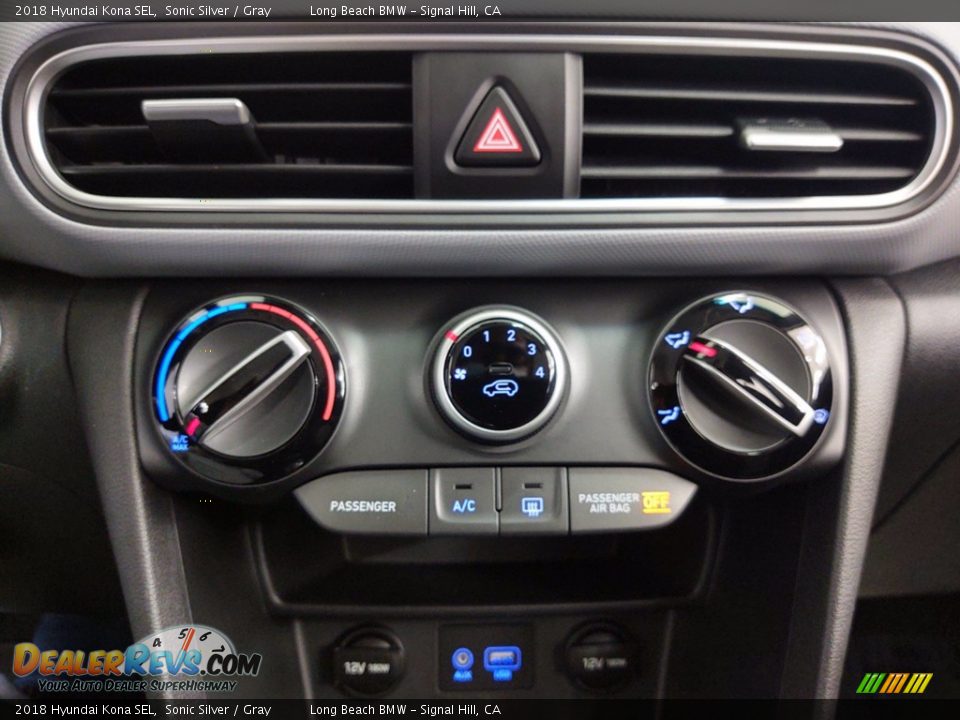 Controls of 2018 Hyundai Kona SEL Photo #19