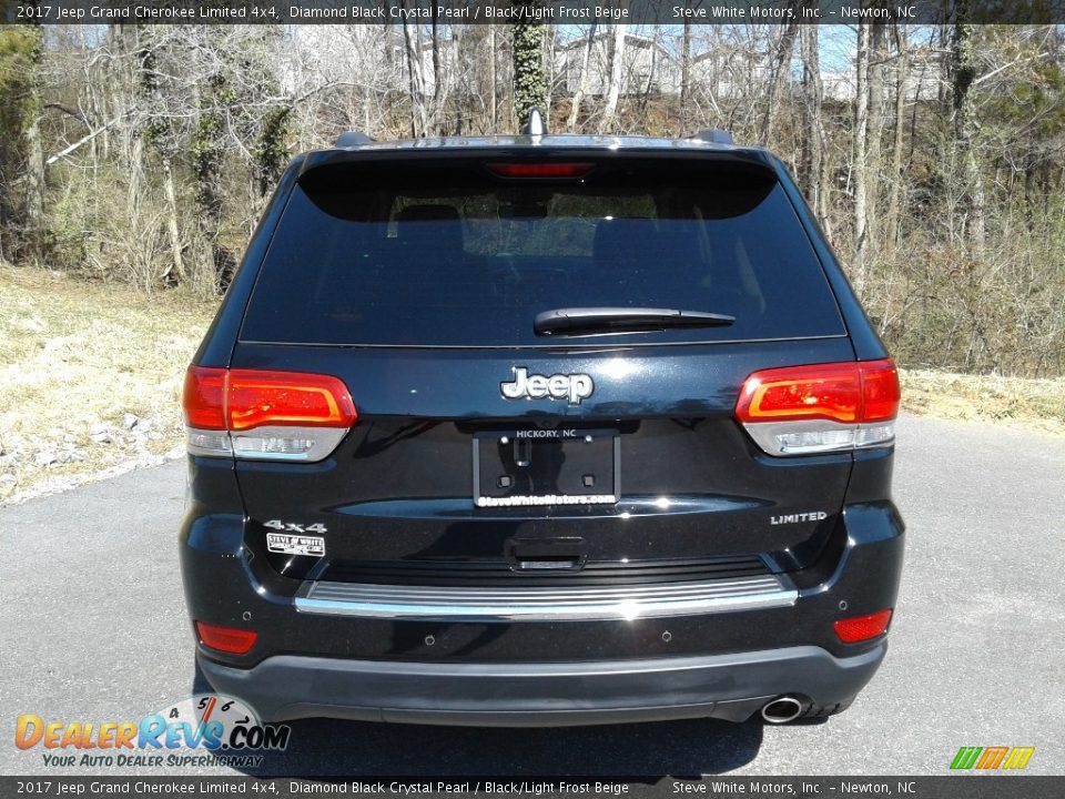 2017 Jeep Grand Cherokee Limited 4x4 Diamond Black Crystal Pearl / Black/Light Frost Beige Photo #7