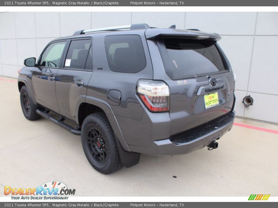 2021 Toyota 4Runner SR5 Magnetic Gray Metallic / Black/Graphite Photo #6