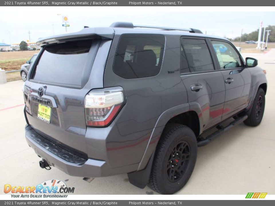 2021 Toyota 4Runner SR5 Magnetic Gray Metallic / Black/Graphite Photo #8