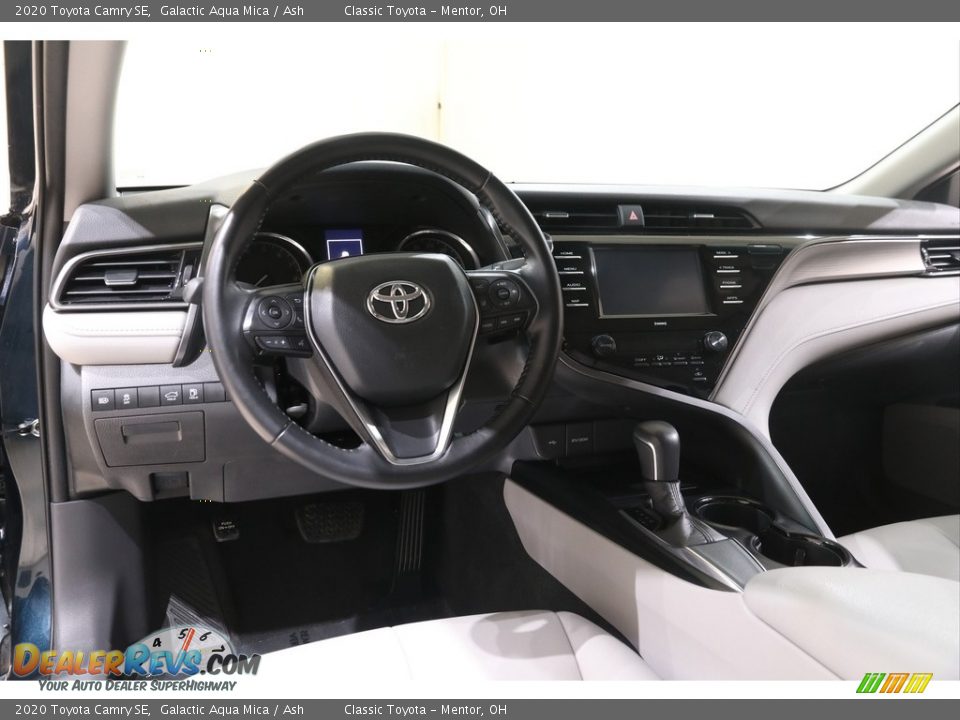 2020 Toyota Camry SE Galactic Aqua Mica / Ash Photo #6