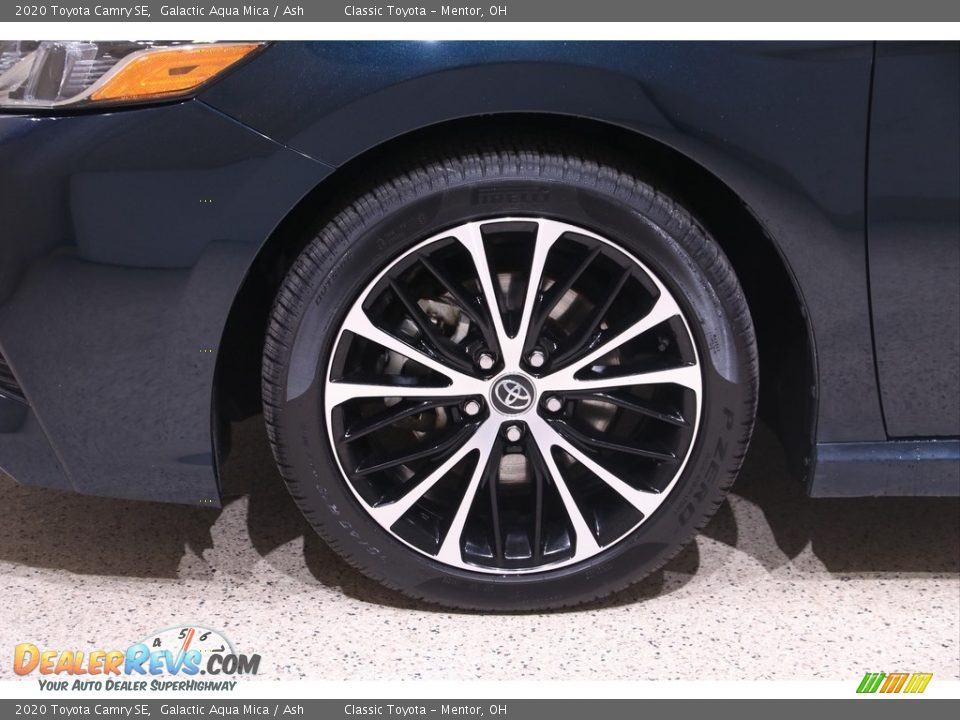 2020 Toyota Camry SE Galactic Aqua Mica / Ash Photo #19