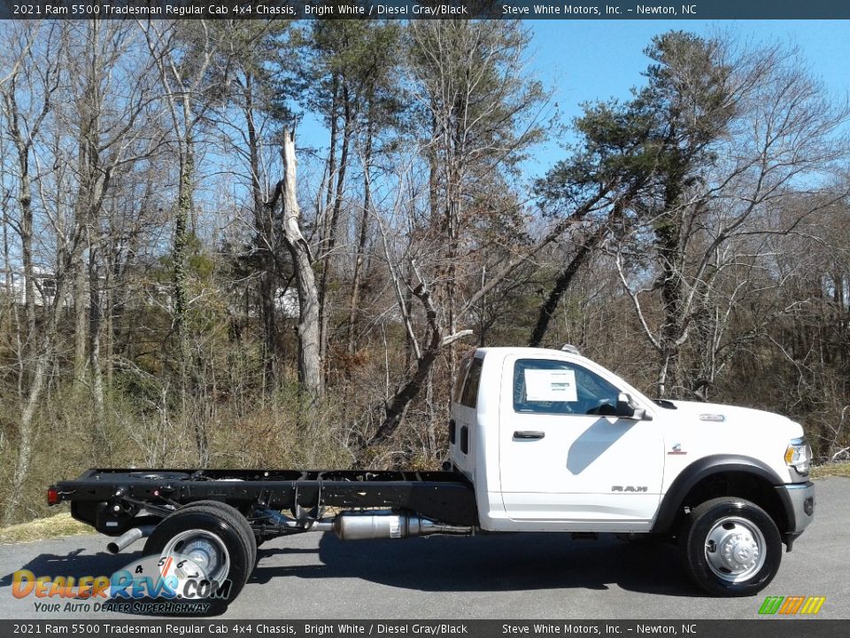 2021 Ram 5500 Tradesman Regular Cab 4x4 Chassis Bright White / Diesel Gray/Black Photo #5