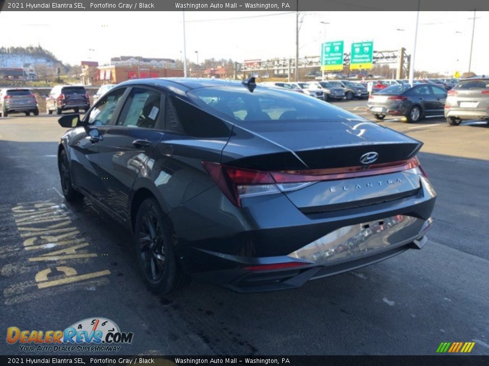 2021 Hyundai Elantra SEL Portofino Gray / Black Photo #3