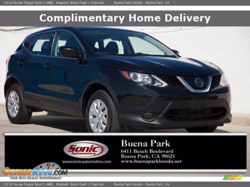 2019 Nissan Rogue Sport S AWD Magnetic Black Pearl / Charcoal Photo #1
