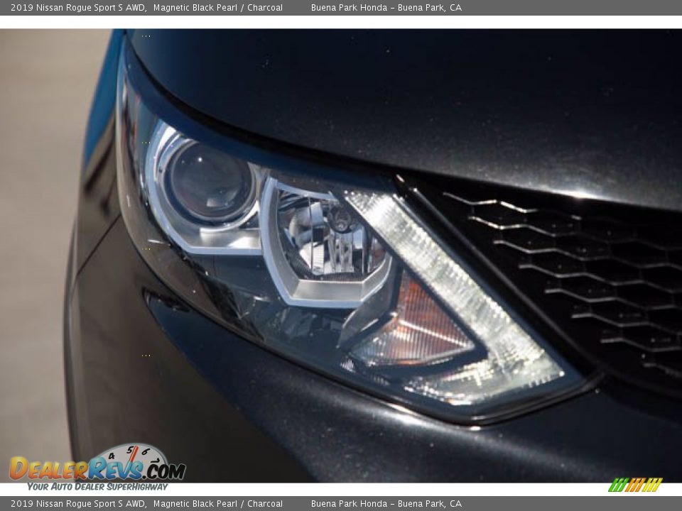 2019 Nissan Rogue Sport S AWD Magnetic Black Pearl / Charcoal Photo #8