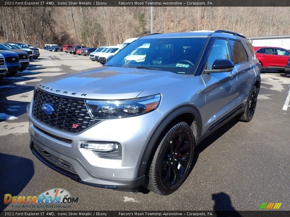 Front 3/4 View of 2021 Ford Explorer ST 4WD Photo #5