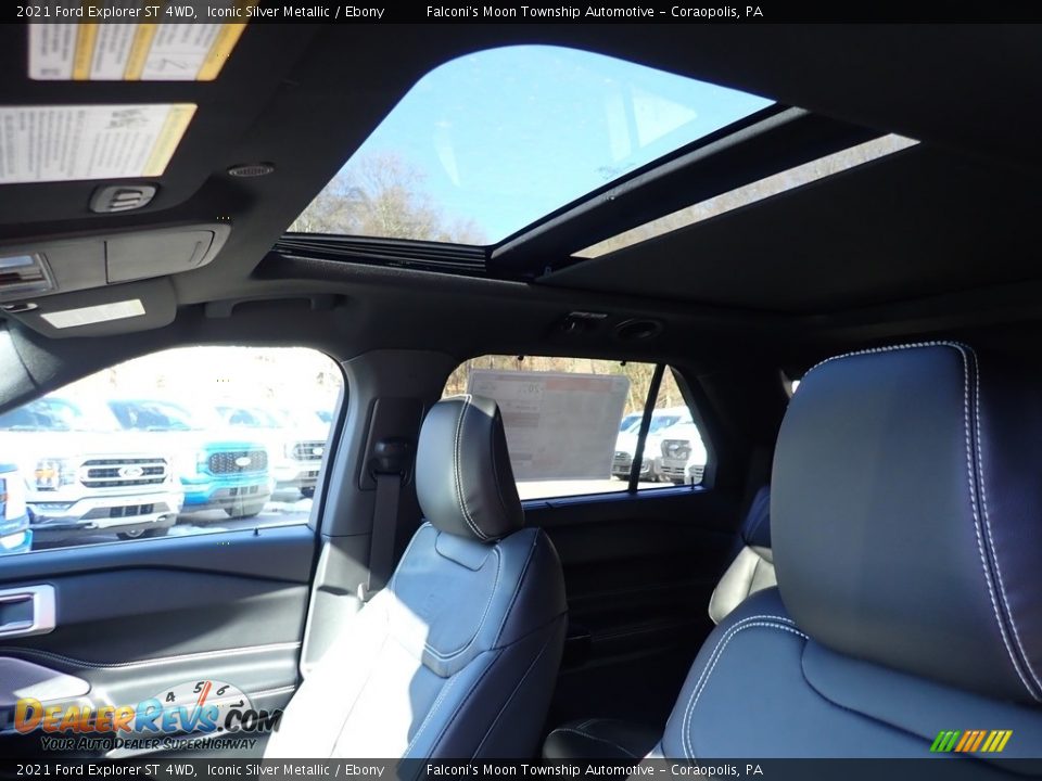 Sunroof of 2021 Ford Explorer ST 4WD Photo #14