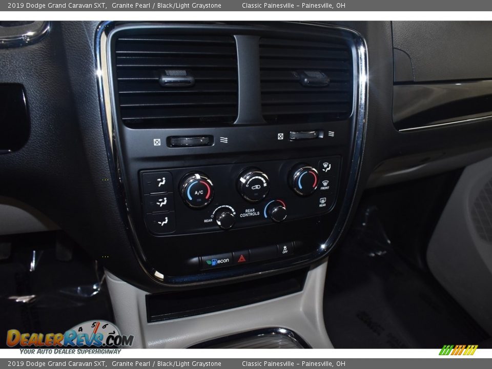 2019 Dodge Grand Caravan SXT Granite Pearl / Black/Light Graystone Photo #15