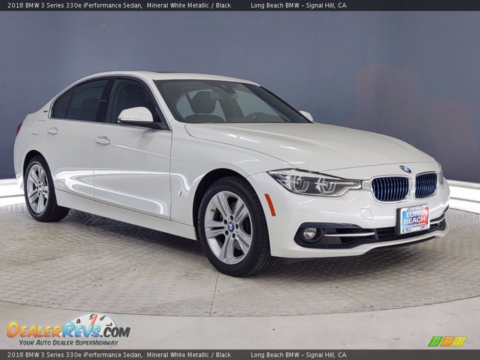 2018 BMW 3 Series 330e iPerformance Sedan Mineral White Metallic / Black Photo #1