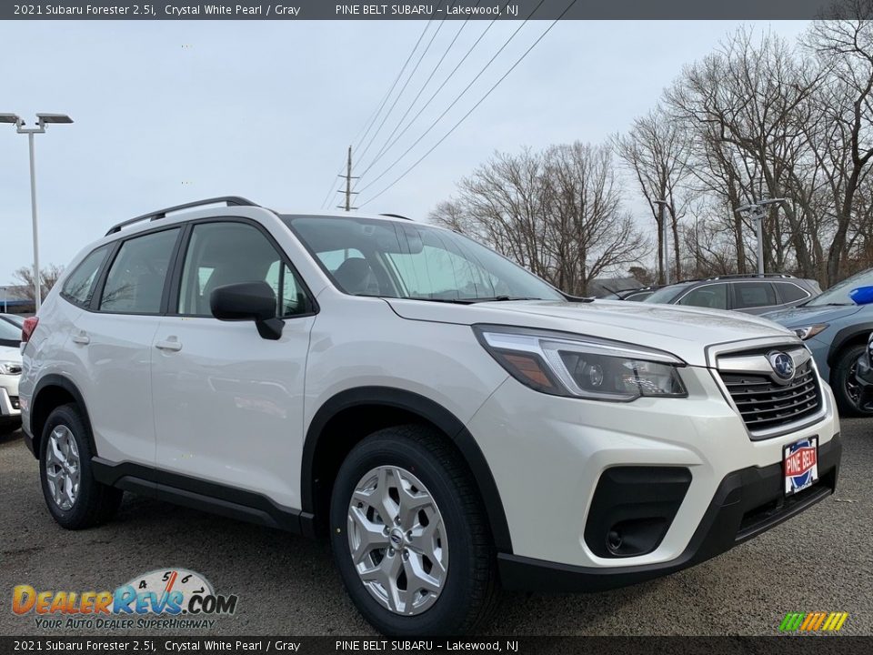 2021 Subaru Forester 2.5i Crystal White Pearl / Gray Photo #1