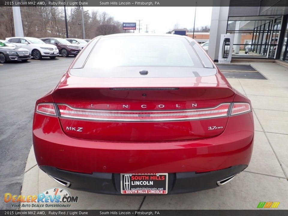 2015 Lincoln MKZ AWD Ruby Red / Light Dune Photo #4