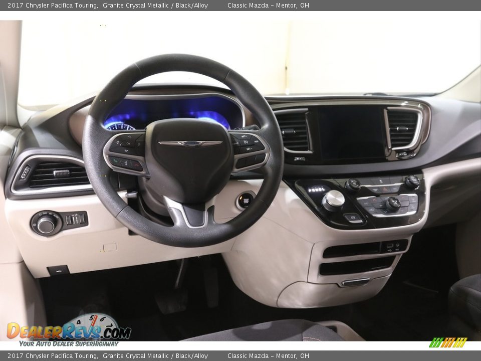 2017 Chrysler Pacifica Touring Granite Crystal Metallic / Black/Alloy Photo #6