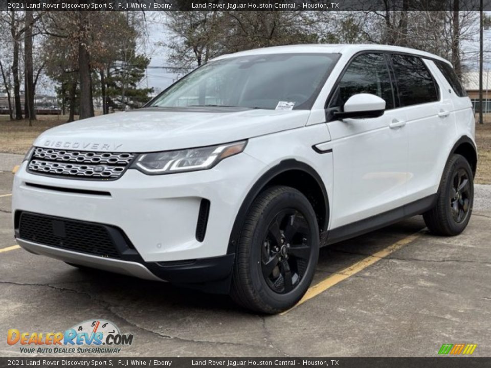 Front 3/4 View of 2021 Land Rover Discovery Sport S Photo #2