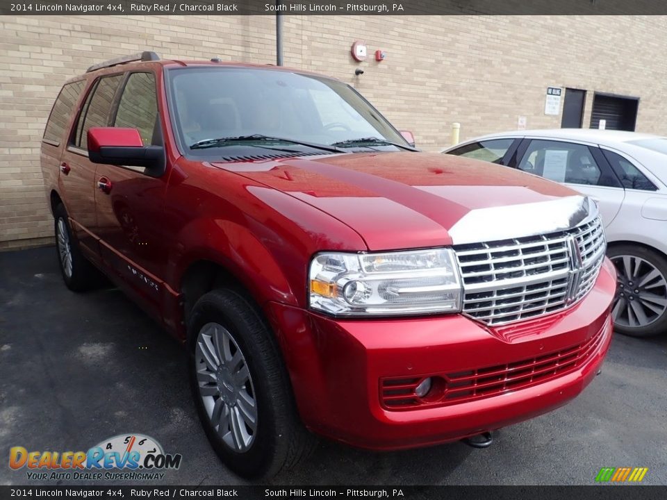 Ruby Red 2014 Lincoln Navigator 4x4 Photo #4