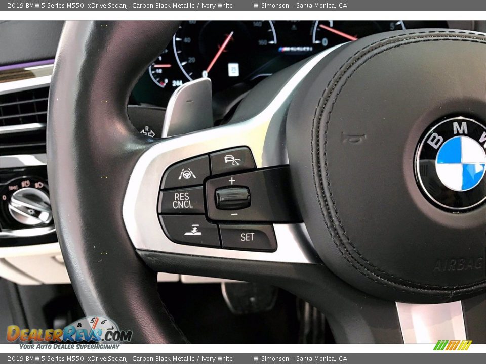 2019 BMW 5 Series M550i xDrive Sedan Steering Wheel Photo #21