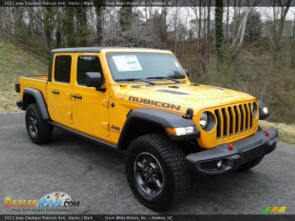 Front 3/4 View of 2021 Jeep Gladiator Rubicon 4x4 Photo #4