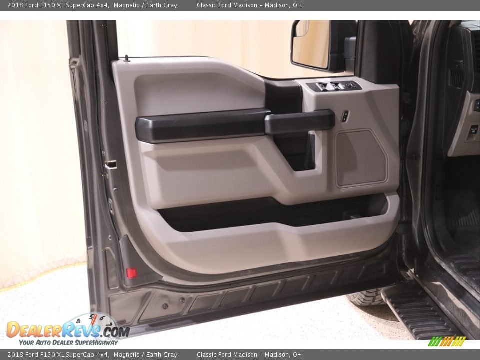 2018 Ford F150 XL SuperCab 4x4 Magnetic / Earth Gray Photo #4