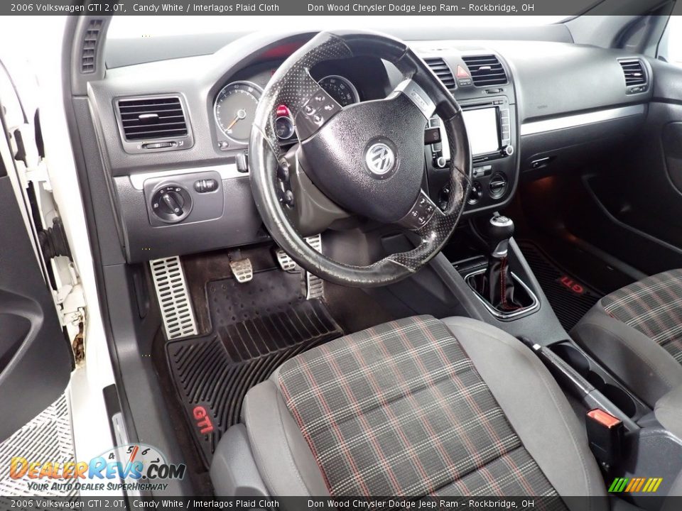 2006 Volkswagen GTI 2.0T Candy White / Interlagos Plaid Cloth Photo #21