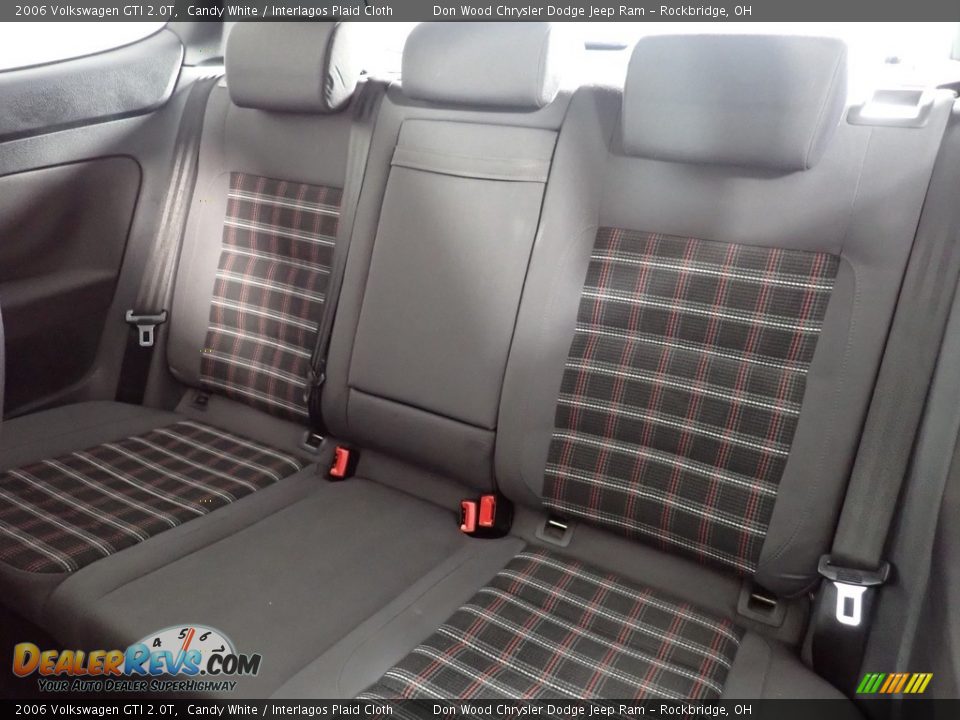 2006 Volkswagen GTI 2.0T Candy White / Interlagos Plaid Cloth Photo #22