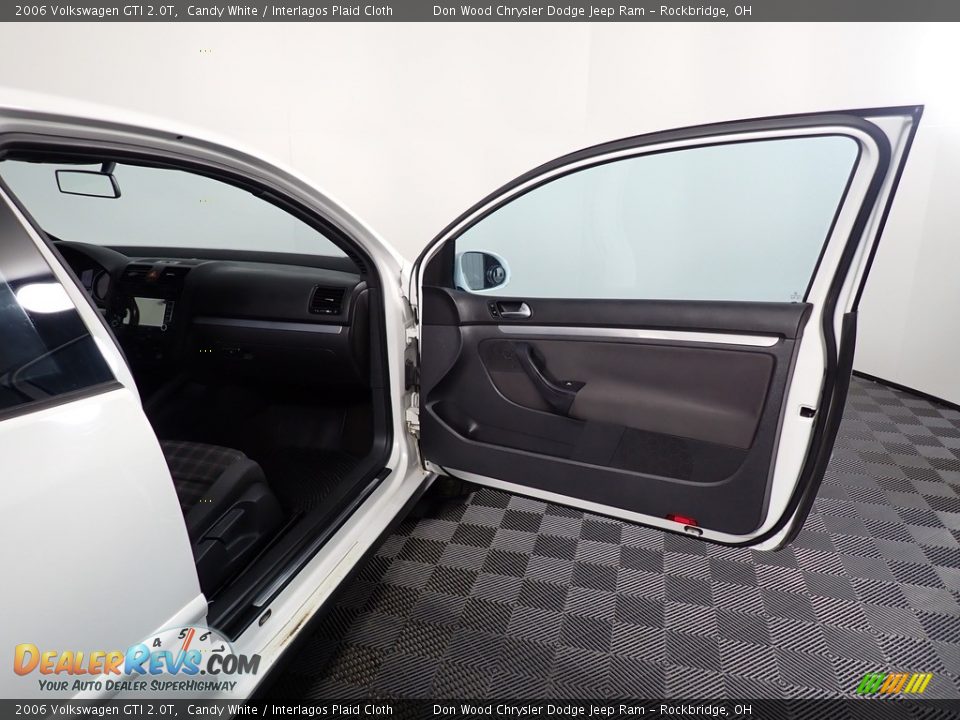 2006 Volkswagen GTI 2.0T Candy White / Interlagos Plaid Cloth Photo #23
