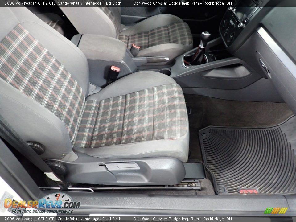 2006 Volkswagen GTI 2.0T Candy White / Interlagos Plaid Cloth Photo #24