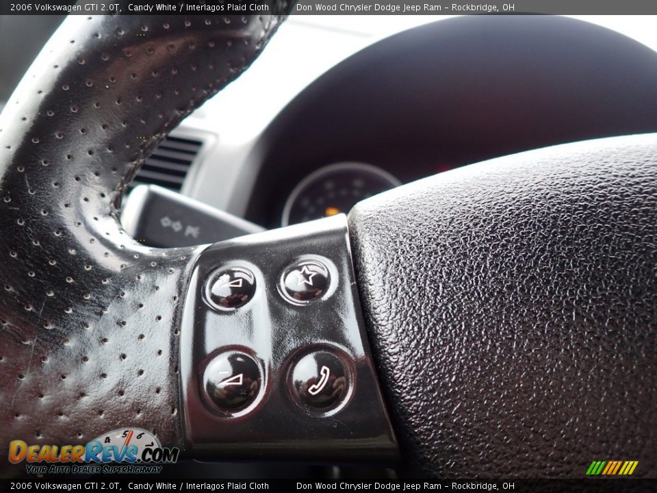 2006 Volkswagen GTI 2.0T Candy White / Interlagos Plaid Cloth Photo #29