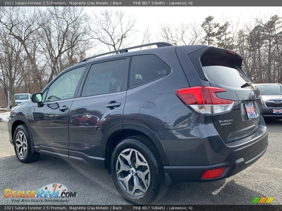 2021 Subaru Forester 2.5i Premium Magnetite Gray Metallic / Black Photo #6