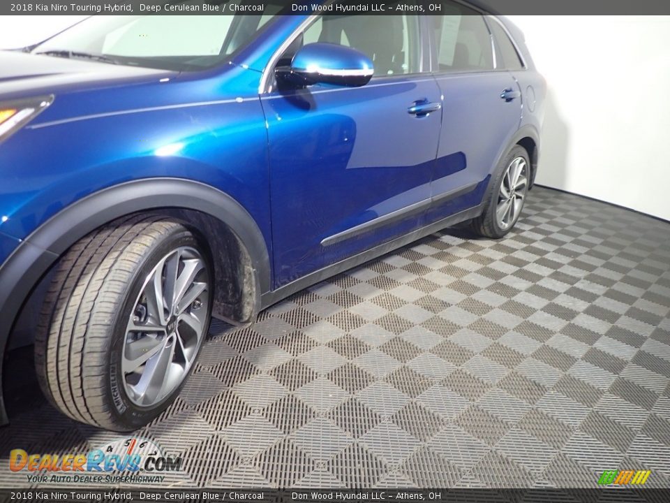2018 Kia Niro Touring Hybrid Deep Cerulean Blue / Charcoal Photo #13