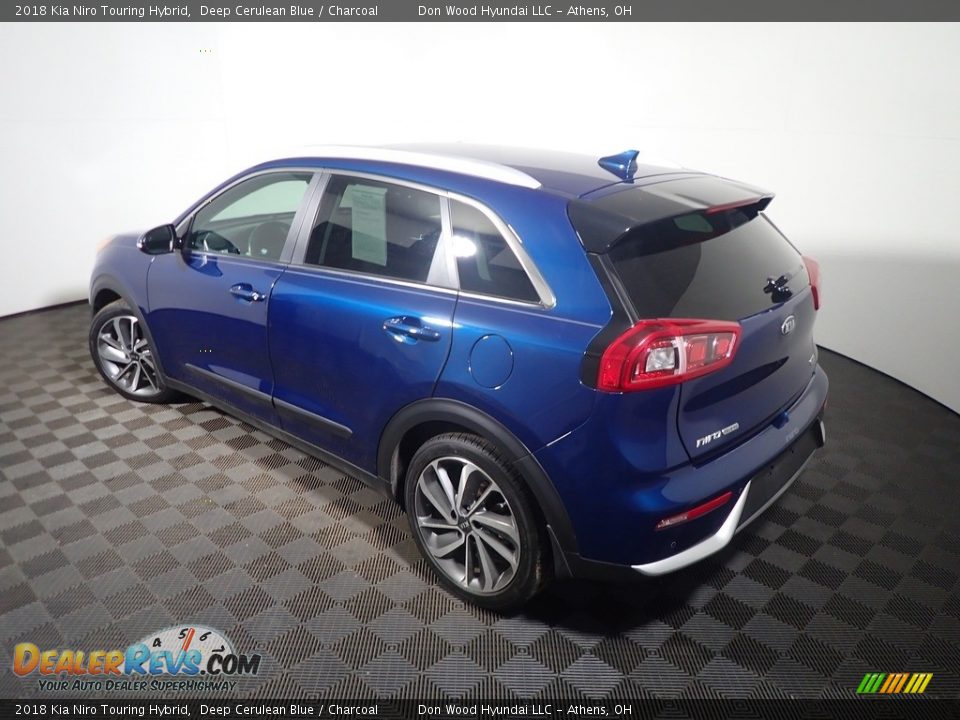 2018 Kia Niro Touring Hybrid Deep Cerulean Blue / Charcoal Photo #15