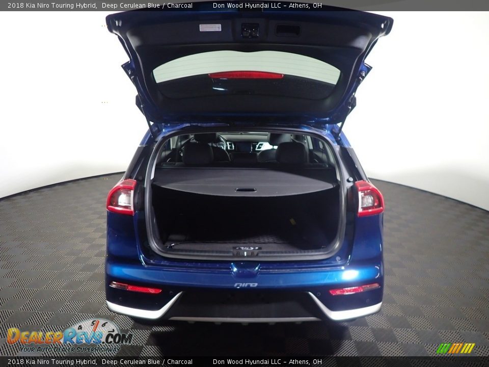 2018 Kia Niro Touring Hybrid Deep Cerulean Blue / Charcoal Photo #17
