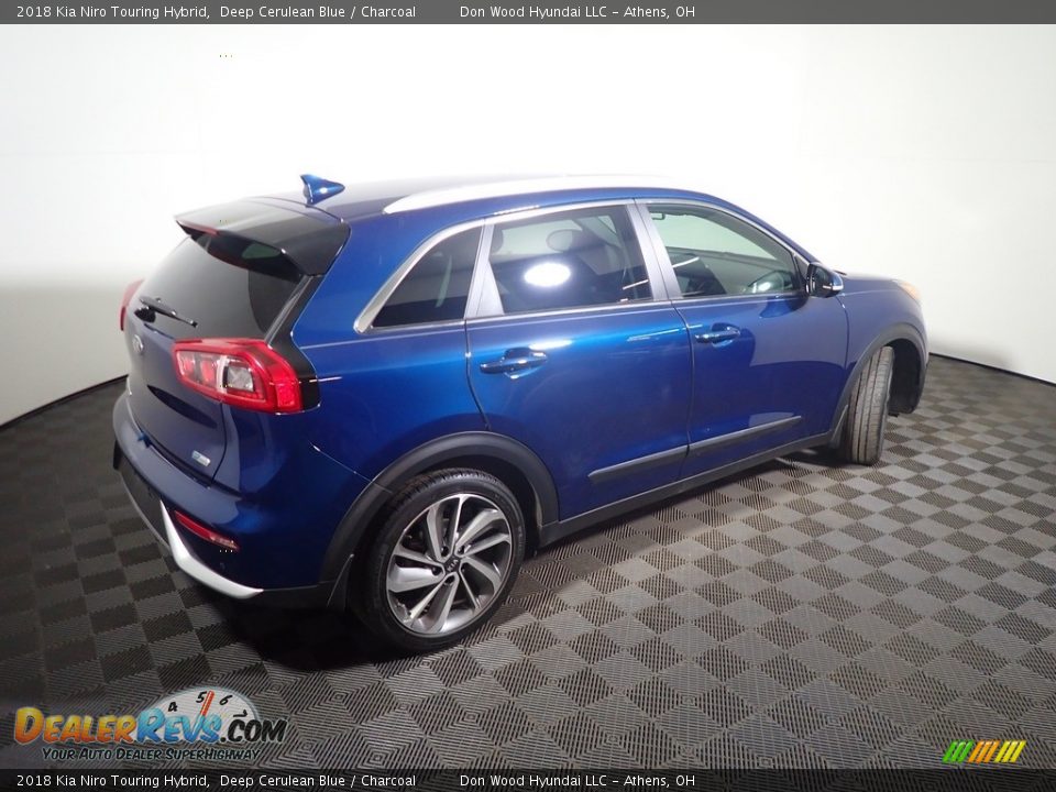 2018 Kia Niro Touring Hybrid Deep Cerulean Blue / Charcoal Photo #20