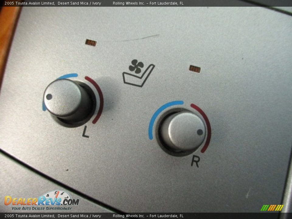 2005 Toyota Avalon Limited Desert Sand Mica / Ivory Photo #2
