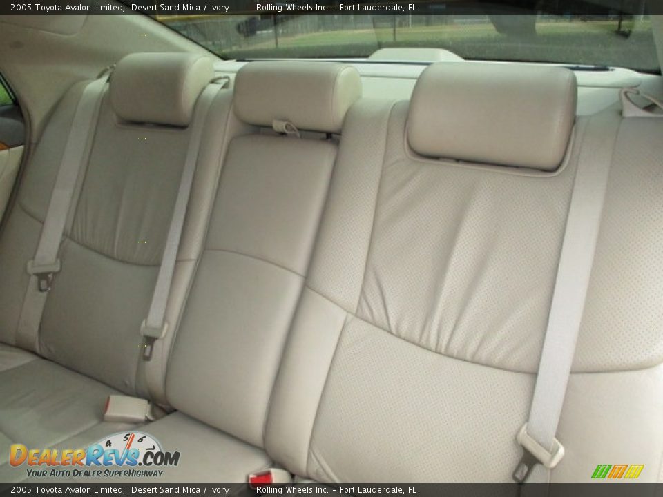 2005 Toyota Avalon Limited Desert Sand Mica / Ivory Photo #12