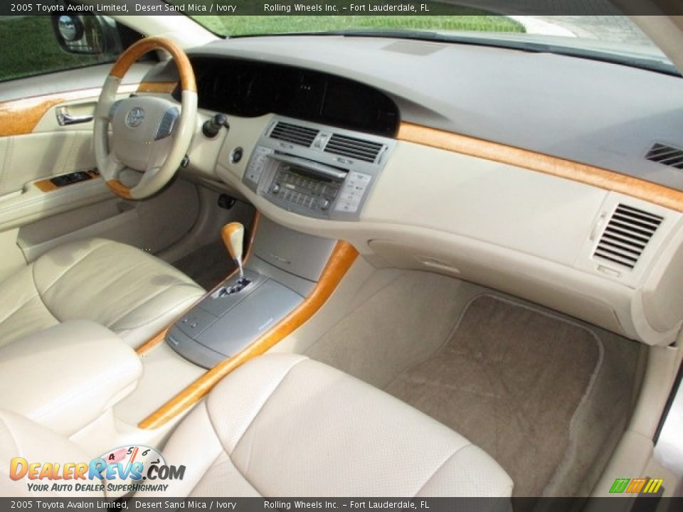 2005 Toyota Avalon Limited Desert Sand Mica / Ivory Photo #16