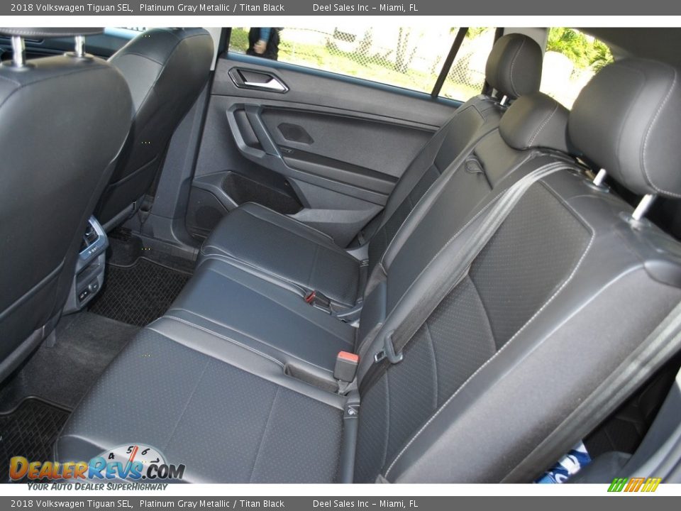 2018 Volkswagen Tiguan SEL Platinum Gray Metallic / Titan Black Photo #11