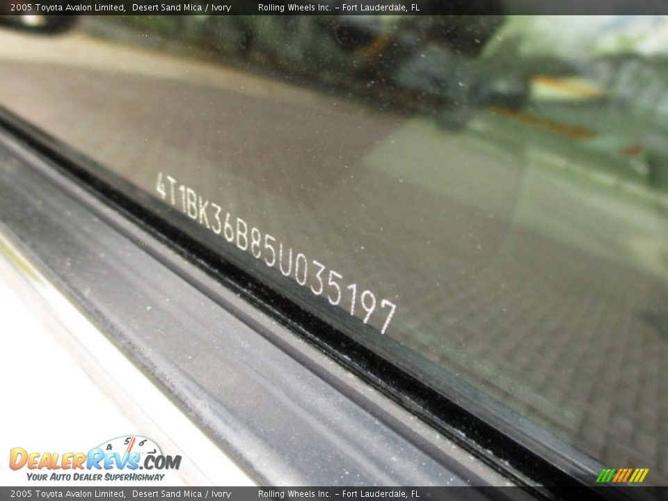 2005 Toyota Avalon Limited Desert Sand Mica / Ivory Photo #34