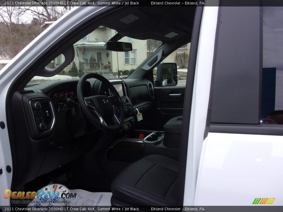 2021 Chevrolet Silverado 2500HD LT Crew Cab 4x4 Summit White / Jet Black Photo #17