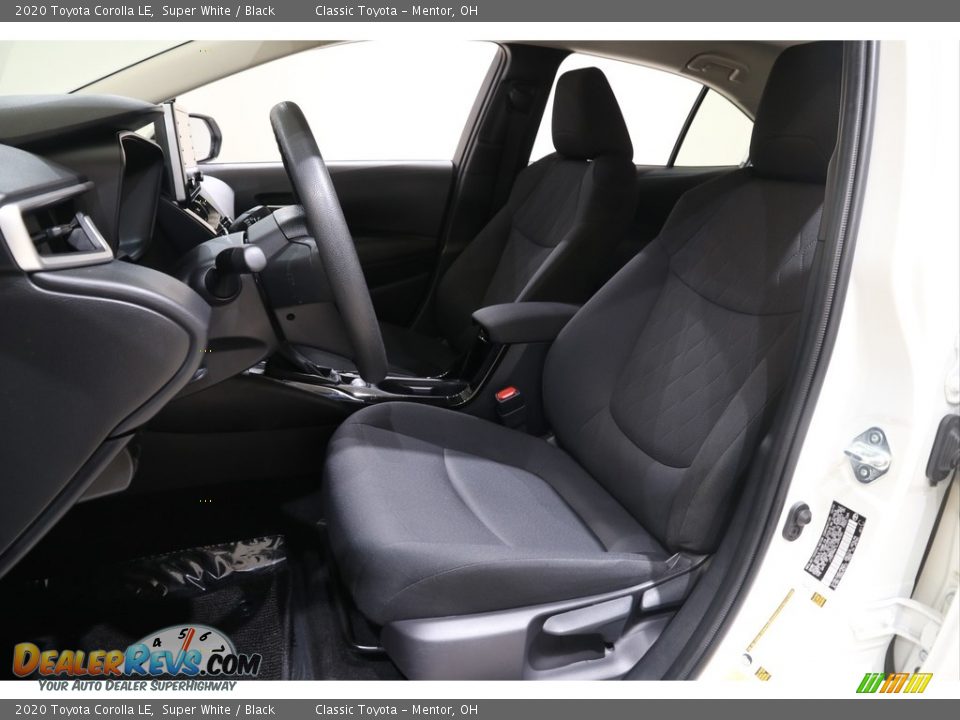 2020 Toyota Corolla LE Super White / Black Photo #5