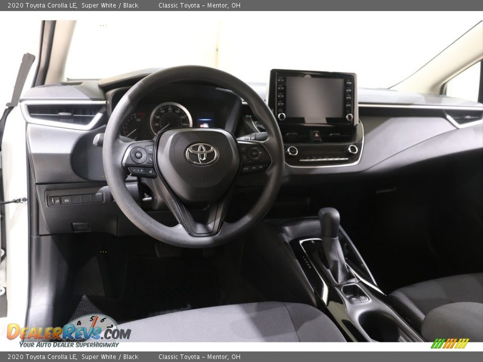 2020 Toyota Corolla LE Super White / Black Photo #6
