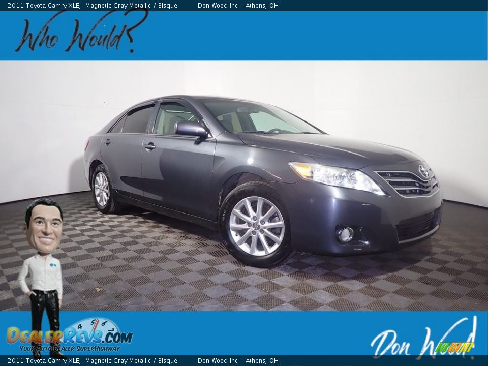 2011 Toyota Camry XLE Magnetic Gray Metallic / Bisque Photo #1
