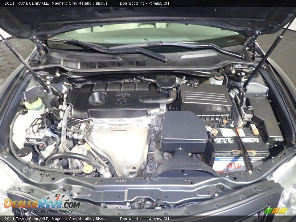 2011 Toyota Camry XLE Magnetic Gray Metallic / Bisque Photo #7